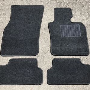 ■送料無料■MINI BMW ミニクーパー F56 3ドア/ワン共通 黒無地 フロアマット カーマット 日本産 新品 輸入車(年式:H26年4月~現行)