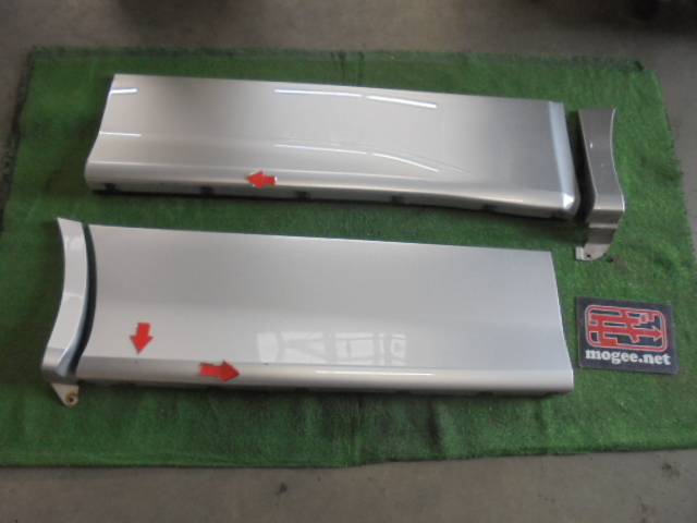 NOAH 70 ノア SI 前期(ZRR70) 純正 右フロントドア プロテクター