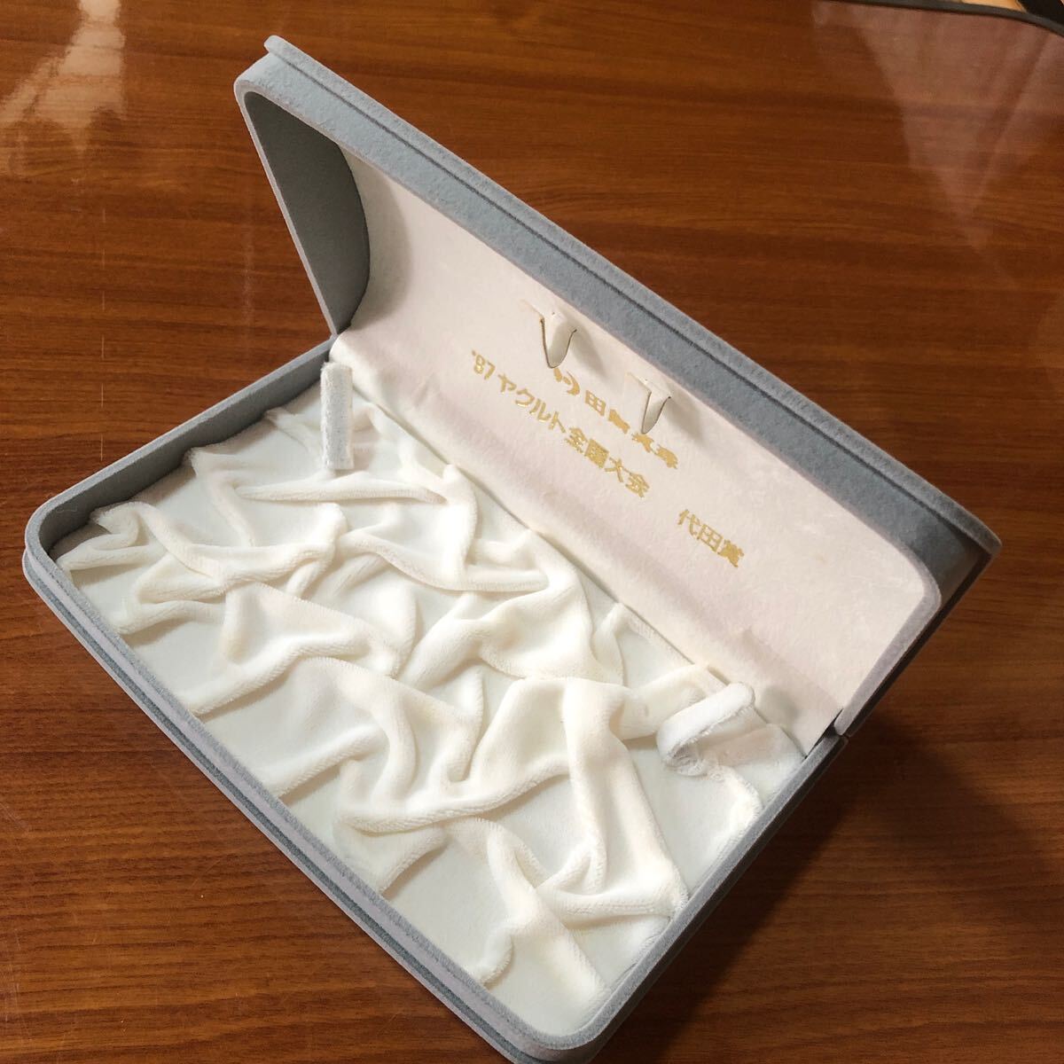 Yahoo!オークション -「空箱」(田崎真珠) (ブランドアクセサリー Yahoo!オークション -「空箱」(田崎真珠) (ブランドアクセサリー