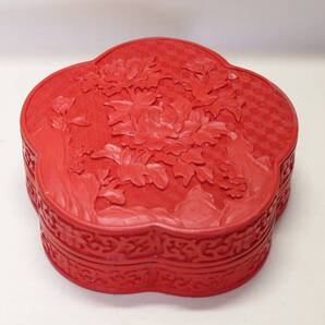 小物入れ 唐土漆彫風 樹脂製品 P006