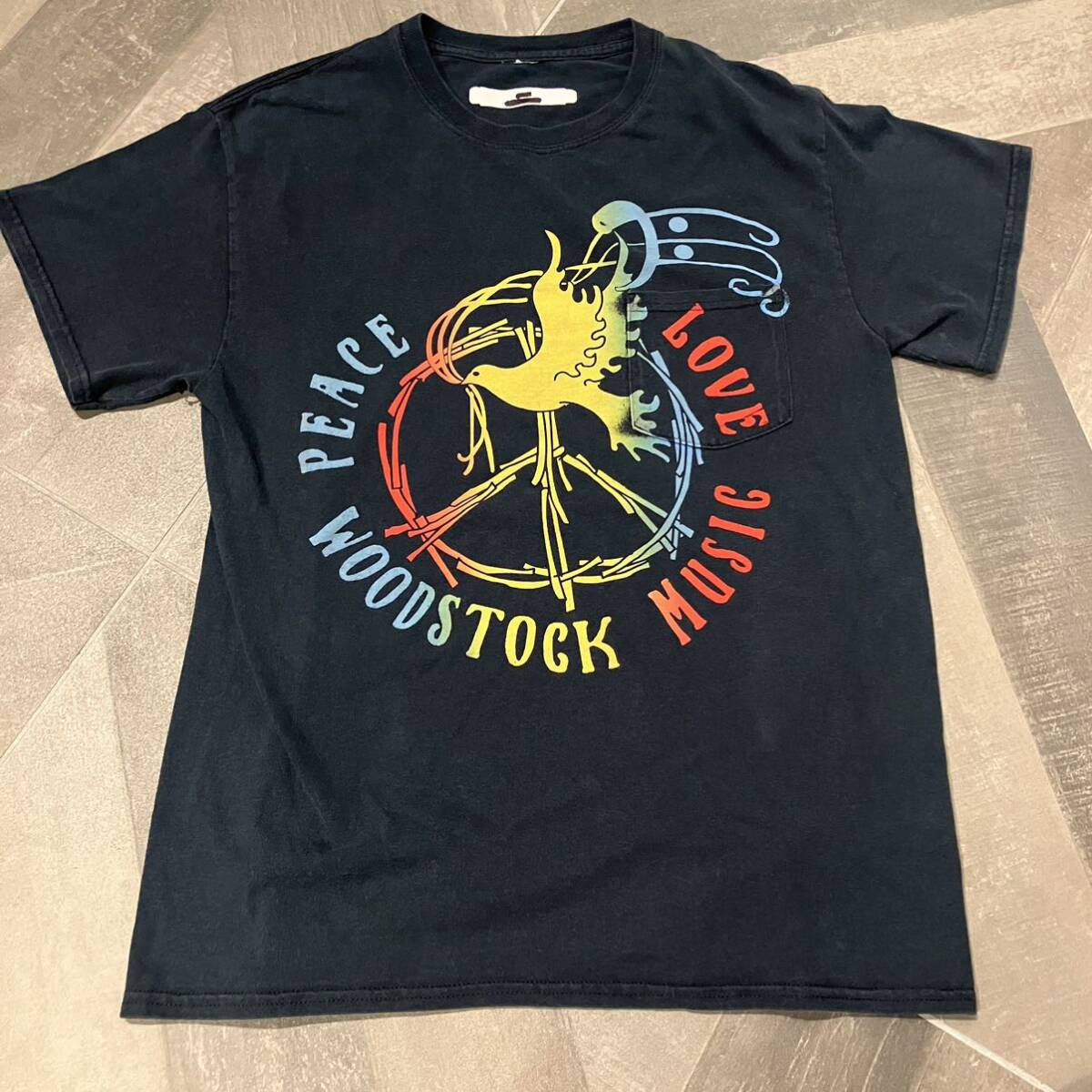 2025年最新】ウッドストック Tシャツ 音楽ファン必見アイテム 2025年最新】ウッドストック Tシャツ 音楽ファン必見アイテム