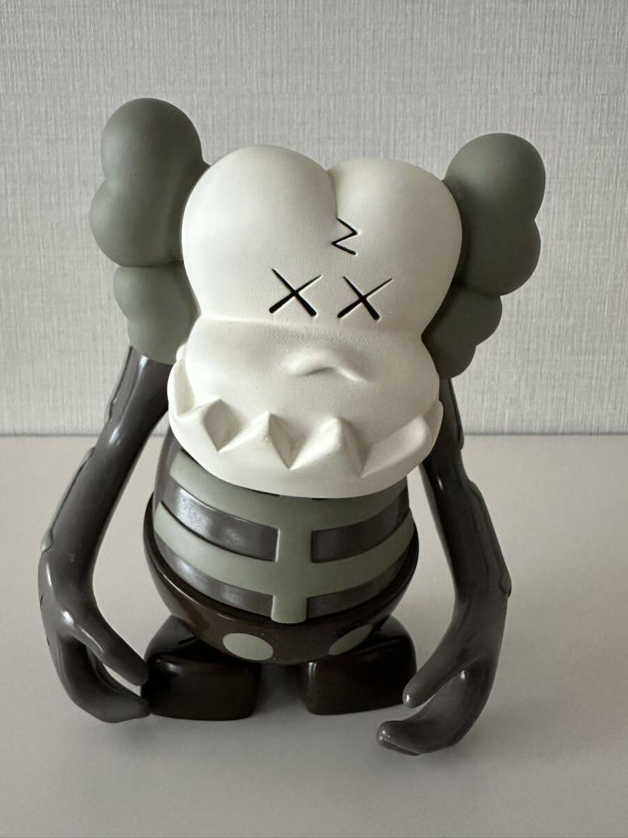 新品 未開封 /KAWS KEYHOLDER / MEDICOM TOY / カウズ 新品 未開封 /KAWS KEYHOLDER / MEDICOM TOY / カウズ