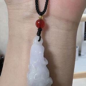 R2-0535天然本翡翠《本物保証》 ヒスイ翡翠白菜ペンダント33.9mm ロープ長さ60cm 一点物 希少 縁起物 お守り パワーストーン 彫刻