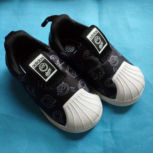 即決!addidas×Andre Saraivaアディダス×アンドレサライヴァスニーカーシューズ13.0cm黒ブラック