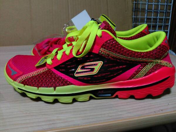 スケッチャーズ GO RUN2 24.5cm