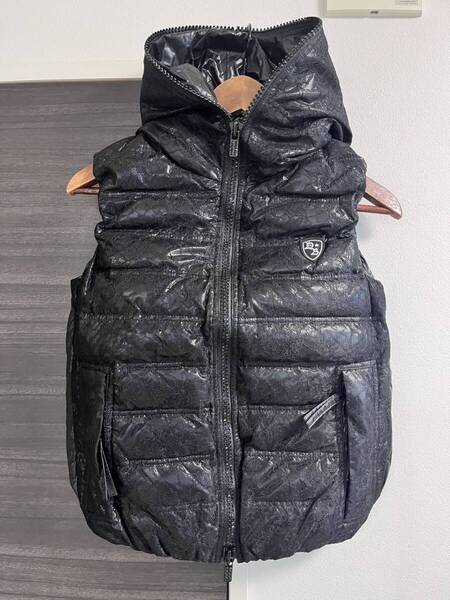 ★送料込み!!!★ 新品 定価85600円 ダルタンボナパルト 前面総レース スワロジップダウンベスト SIZE S