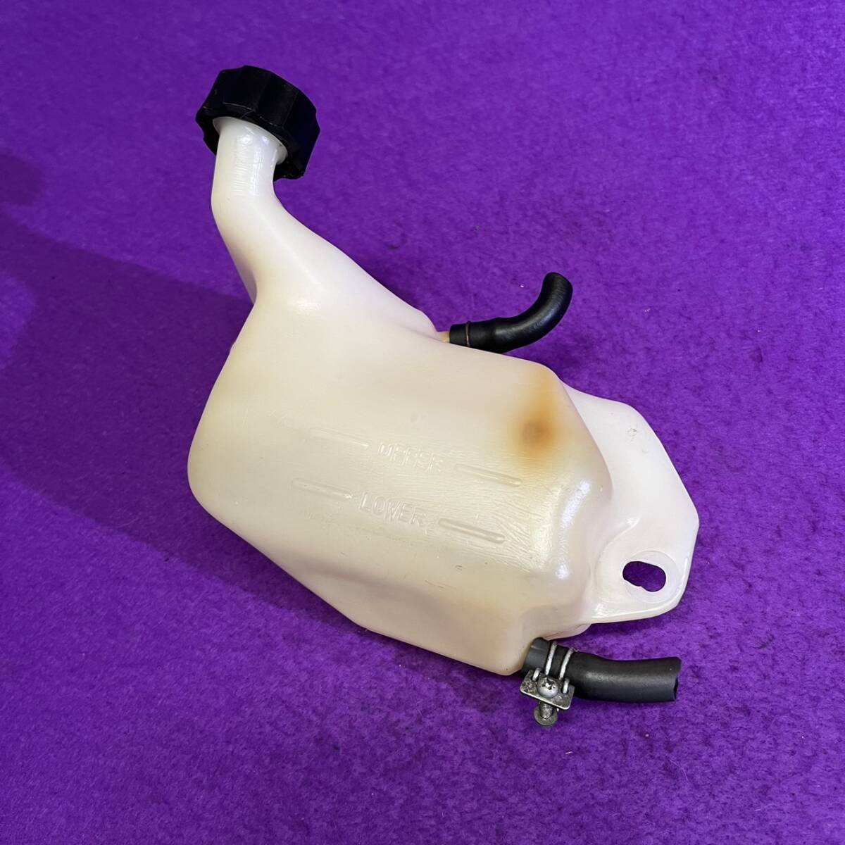 と*ー様 ブロス650、400ガソリンタンク Yahoo!オークション -「ブロス400 タンク」の落札相場・落札価格