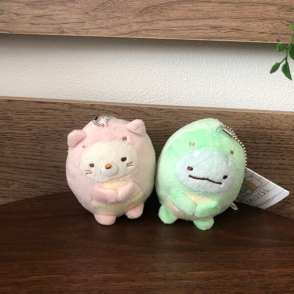 すみっコぐらし きょうりゅうになりきり マスコット キーチェーン 【 ねこ ・ とかげ】