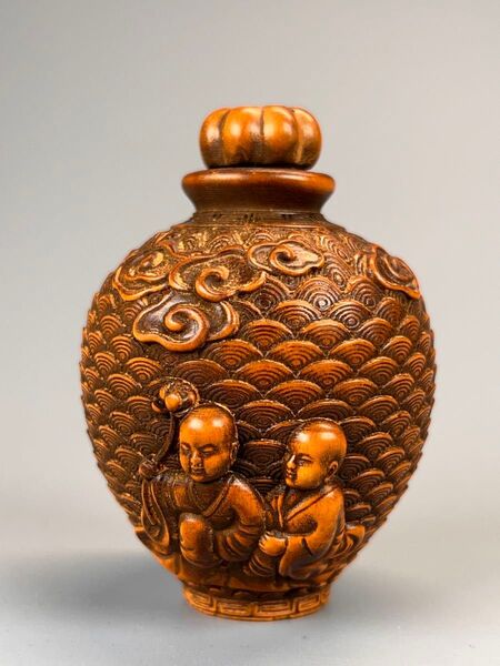 古美術 黄楊木 本物拓植 一刀彫 鼻煙壺 薬瓶 置物 雲紋 小坊主 希少 貴重