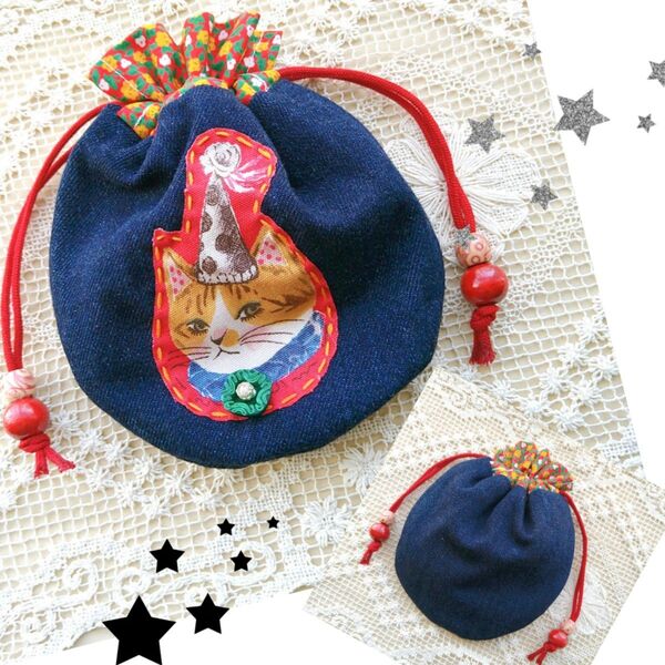 ビーズ付きリバーシブル巾着ポーチ ねこ×デニム生地×花柄+ビーズ