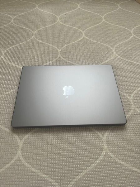 MacBook Pro 14インチ
