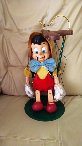 父の日 レア 歌う ピノキオ 正規品 ディズニー マリオネット 操人形 TELCO社 フィギュア マスコット ビスク KAWS レトロ オルゴール 玩具