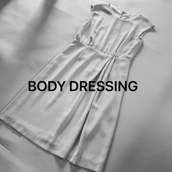 極美品 BODY DRESSING ノースリーブワンピース 9号 イギン ワンピース ひざ丈