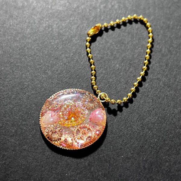 ハートの世界 ハンドメイド レジンキーホルダー