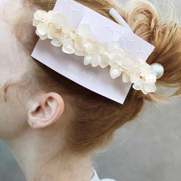 no.1045 紫陽花のヘアバレッタ ホワイト あじさい パール ヘアアクセサリー バレッタ レジンアクセサリー 髪飾り 髪留め