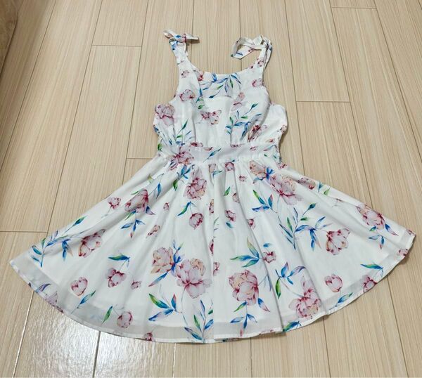 michellMacaronミシェルマカロン ワンピース 夏 ミニワンピース バケーション 花柄 S ノースリーブ