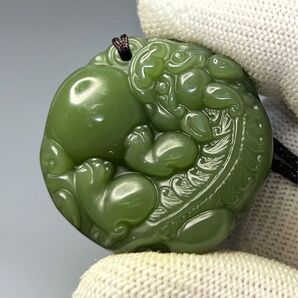 未使用細工碧玉彫刻神獣貔貅 ヒキュウ 金運、お守り、縁起物、おしゃれ、風水