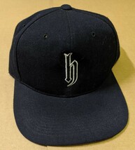 DJ HONDA HAT 黒 白の縁どりロゴ 帽子 CAP です (ヤマト/宅急便発送) DJホンダ キャップ 帽子　Y1_画像1