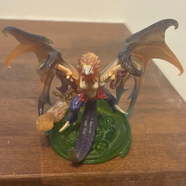 ファイナルファンタジー クリーチャーズ ヴァルファーレ フィギュア