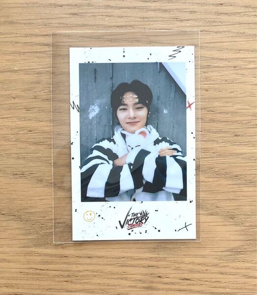 Stray kids スキズ THE VICTORY アイエン ポラロイド