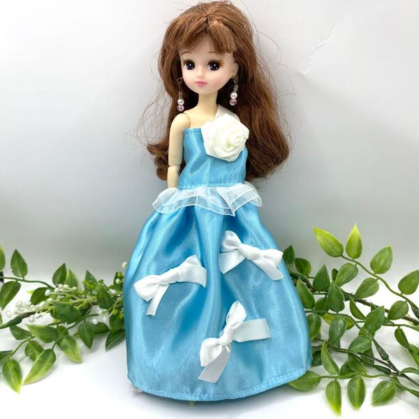 リカちゃんお姫様ドレス
