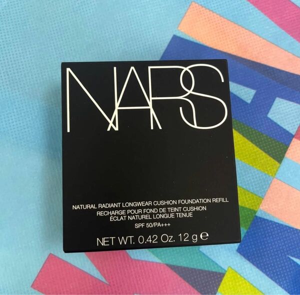 新品 NARS ナーズ クッション ファンデーション リフィル 5879 ナチュラルラディアント ロングウェア