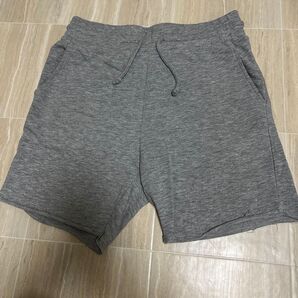 H&M DIVIDEDグレー 未使用 ハーフパンツ スエット生地 切りっぱなし加工