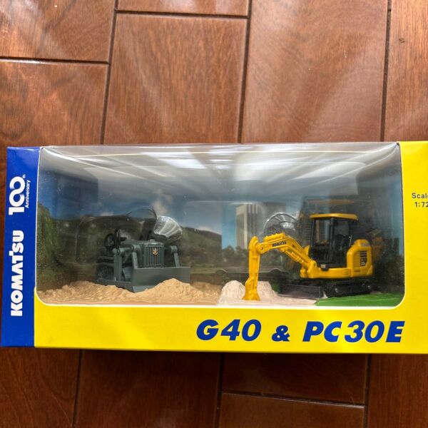 KOMATSU 100周年 G40 PC30E ミニチュア