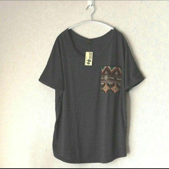 大きめ ポケット付き半袖Tシャツ ティントン フリーサイズ 杢ダークグレー ドルマンスリーブ タグつき