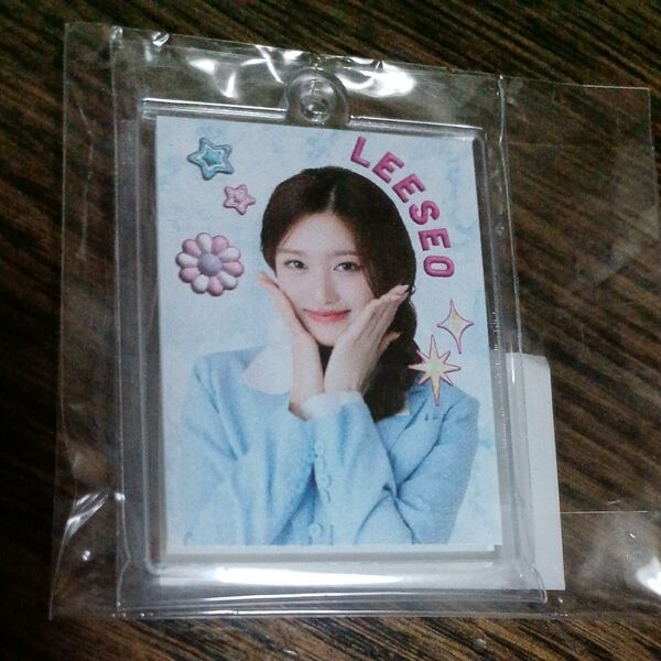 ive IVE イソ LEESEO アクリルキーホルダー
