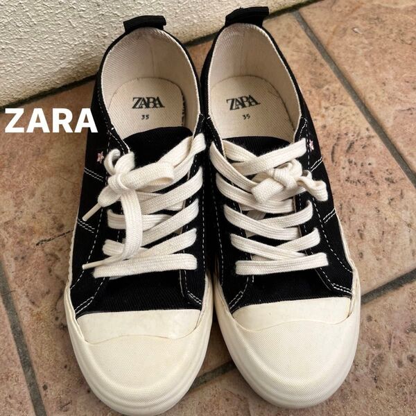 ZARAスニーカー