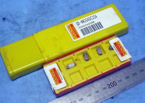 FB589 突っ切り SANDVIK コロカット QD-NN2G60C25A 色々 セット FB589 突っ切り SANDVIK コロカット QD-NN2G60C25A 色々 セット