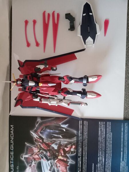 HGイモータルジャスティスガンダム 組み立て済完成品 ガンプラ ガンダムseedfreedom