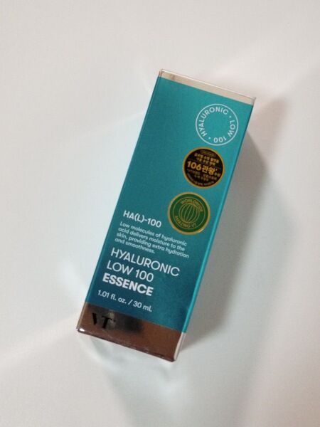 【新品未開封】VT ヒアルロニック ロー100エッセンス 30mL