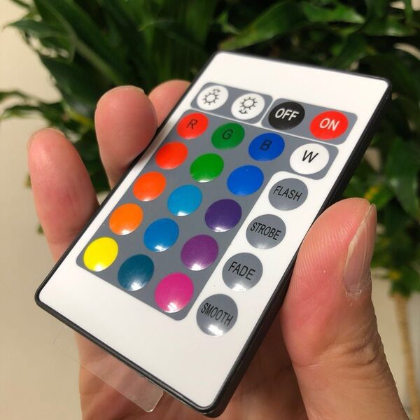 LEDライト リモコン 16色 照明 間接照明 マルチカラー 照明リモコン CR2025 2032