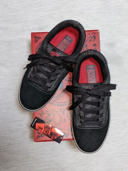 VANS OFF THE WALL ブラック スニーカー