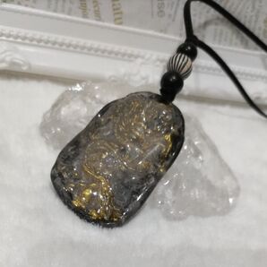 天然ストーン水晶 モリオン入り ☆龍神様