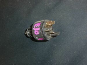 ■BMW E30 ブロアファン スイッチ 中古 61311376908 部品取あり ブロアモーター エアコン ヒーター Blower Fan Switch ■