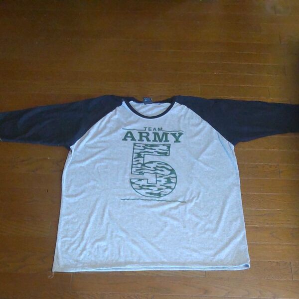 ★Used 超美品 大きいサイズ5L Tシャツ★