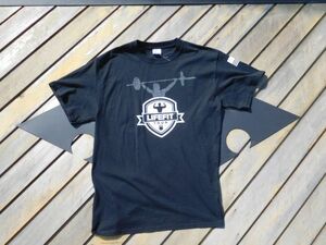 T-shits Tシャツ AZno14 黒 PORT COMPANY M LIFEFIT TOUR ARMED FORCE 米軍基地上着 古着　used AIRFORCE