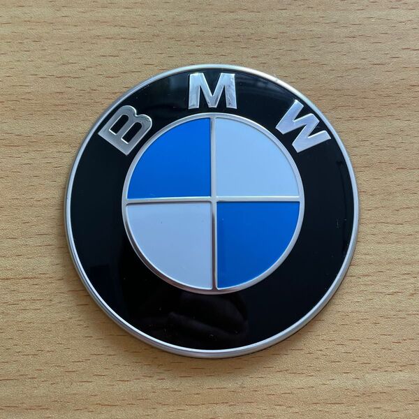 BMW エンブレム Z4サイド、F06 F07 等 51147057794