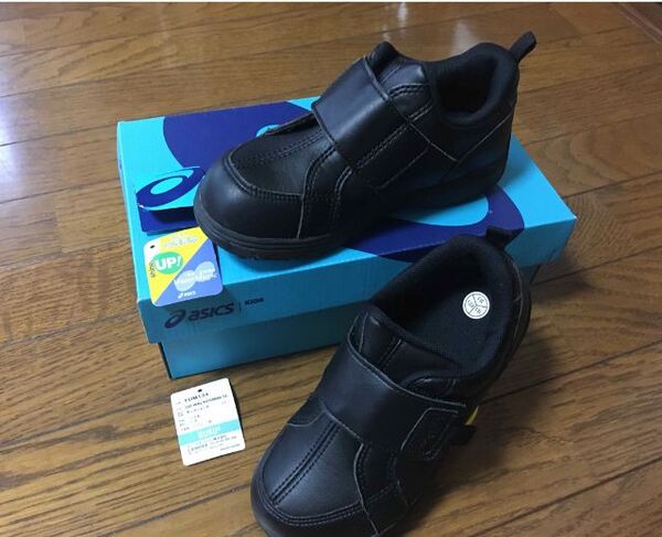 asics 19.5cm ブラック 黒