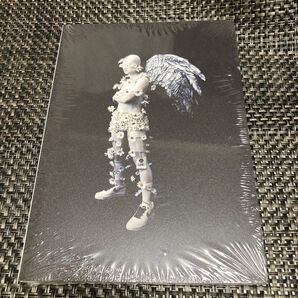 GR8 × G-DRAGON PEACEMINUSONE 限定品