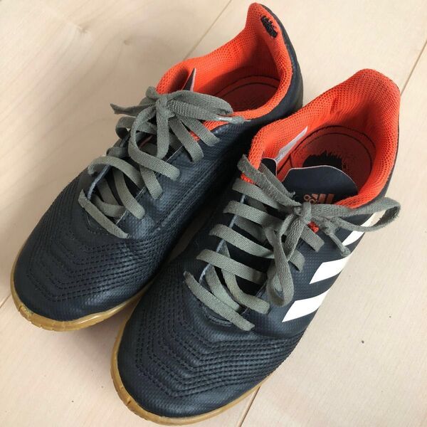 adidas インドア サッカーシューズ プレデター フットサル 20cm