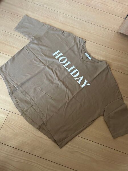 【美品】FENNEL VネックTシャツ