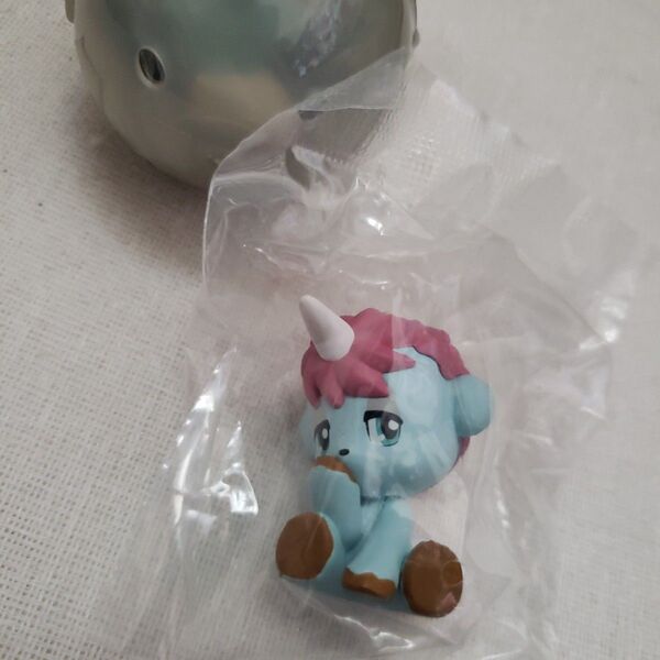手塚治虫 キャラクター すわらせ隊 ユニコ ガチャ カプセルトイ BANDAI