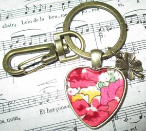 * Liberty Claire-Aide Crea o-do Heart key holder * key ring glass 