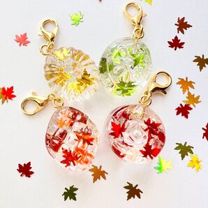 もみじ ドロップ チャーム 1つ750円