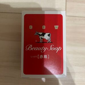 牛乳石鹸 赤箱