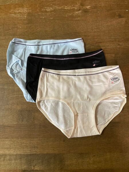 3枚セット レディース (女の子)パンツ 下着 肌着Mサイズ新品未使用品